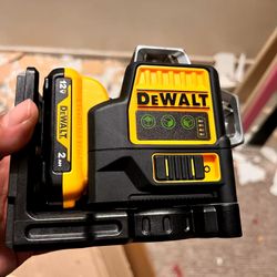 DeWalt 360 Green Laser Level 