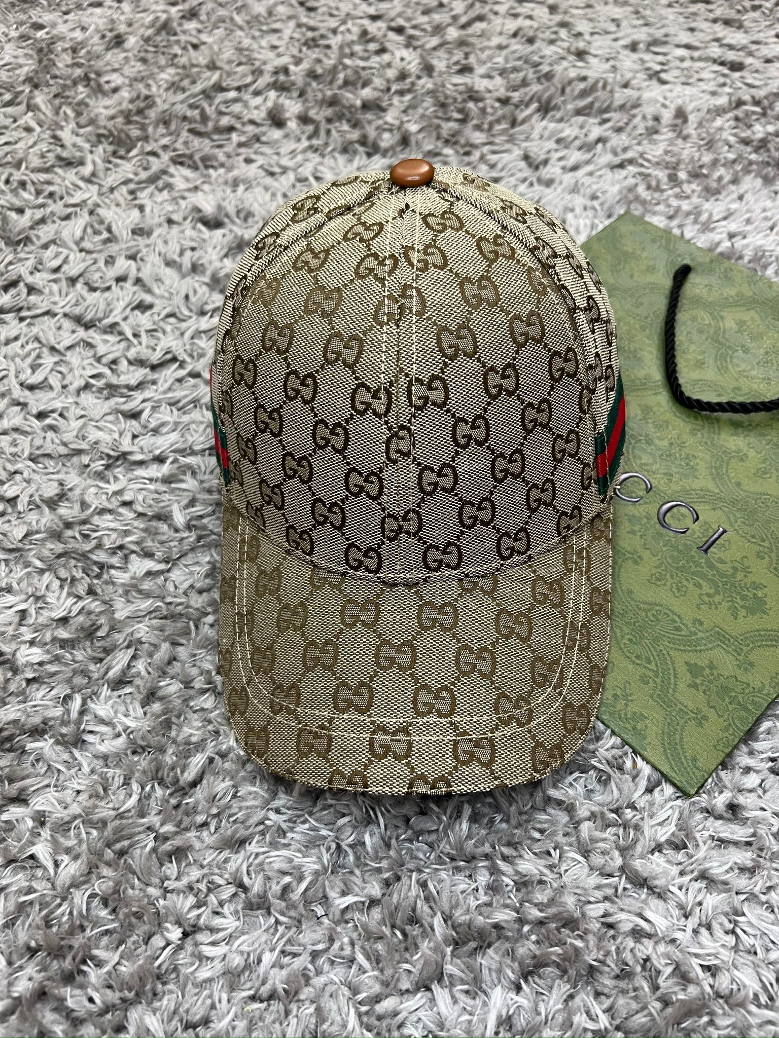 Gucci cap