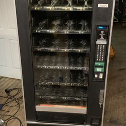 National 148 Snack Machine with 90 day warranty