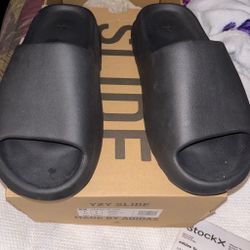 Yeezy Slide