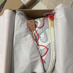 Nike Dunk Size 8 Off White 