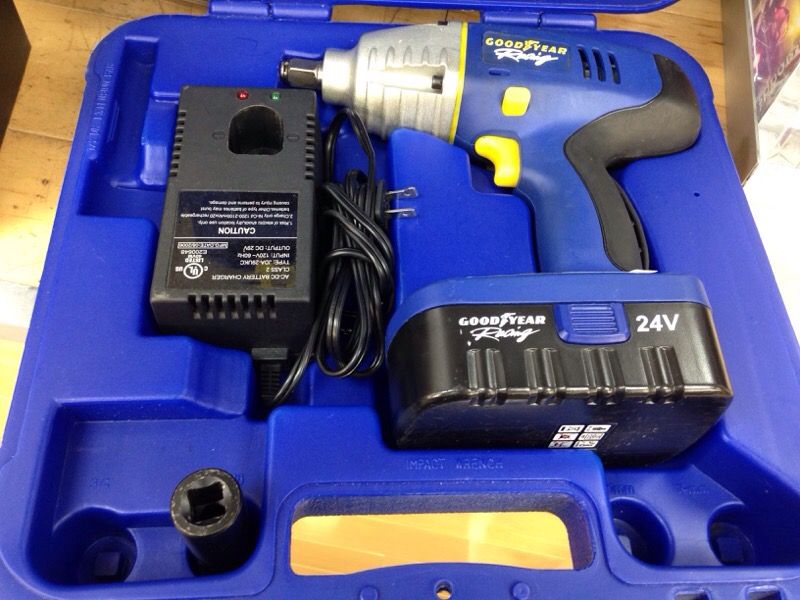 Goodyear 24v cordless impact wrench for Sale in Orlando, FL OfferUp