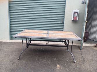 Summit aluminum and tile table