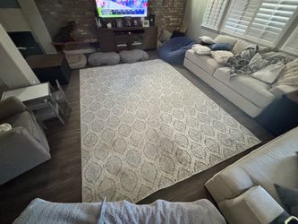 Large area rug