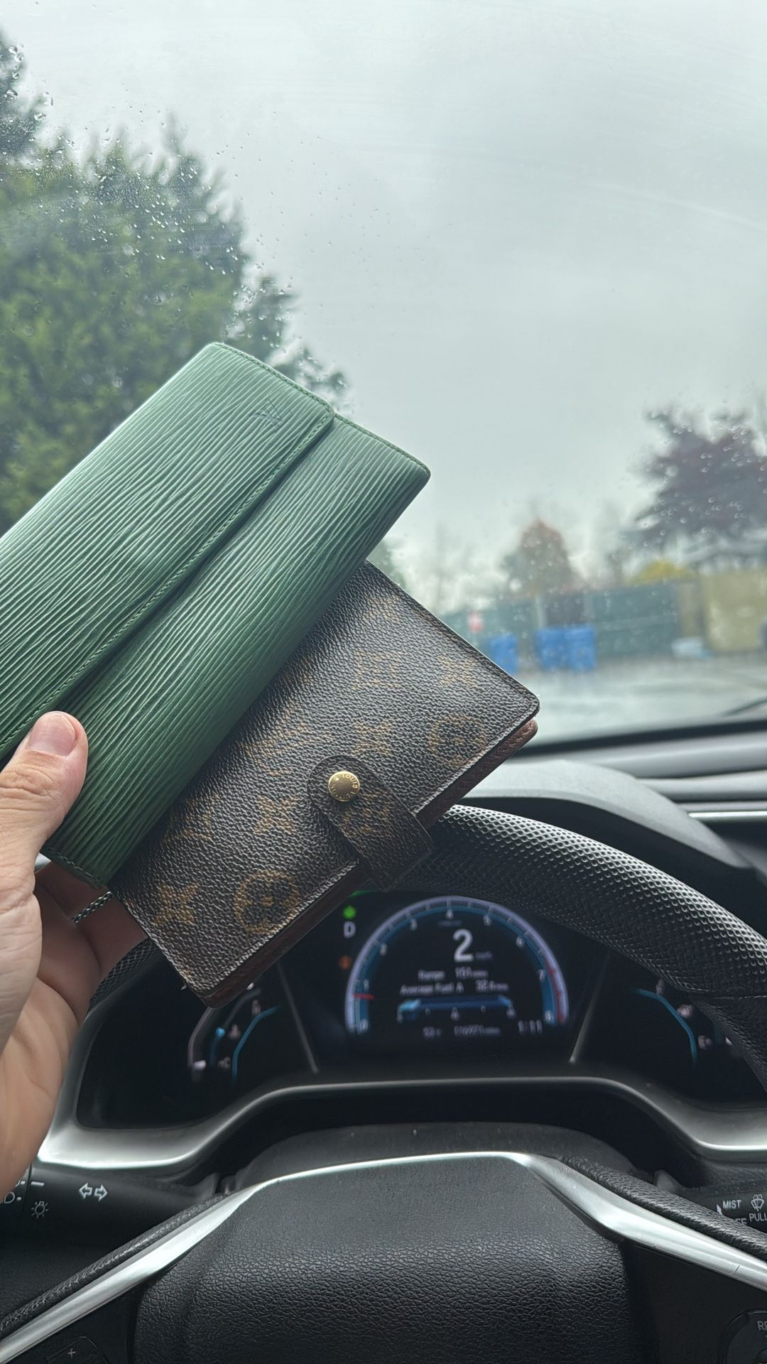 Lv agenda wallet