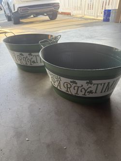 St Patty Tubs