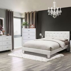 Brand New White 4pc Queen Bedroom Set (Available In California & Eastern King Size)