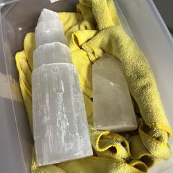 High-Quality Crystal Tower & Selenite Skyscraper Bundle – Home Decor / Healing Crystals