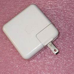 Apple iPod A1070 Power Adapter Charger (Original)