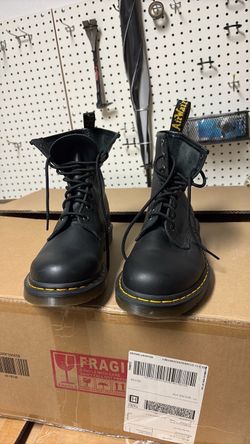 Doc martins men’s boots