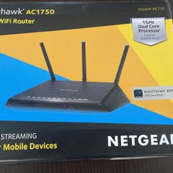 NETGEAR - AC1750 Dual-Band Wi-Fi 5 Router - Black