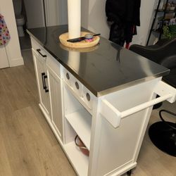 Kitchen Island + Stools
