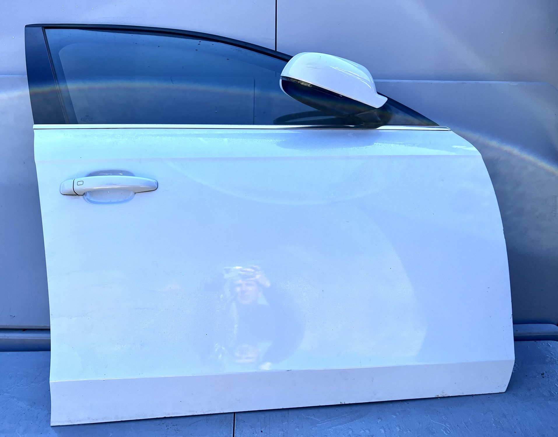 2009 - 2016 AUDI A4 B8 FRONT RIGHT PASSENGER SIDE DOOR WHITE 2010 2011 2012 2013 2014 2015 EXCELLENT CONDITION