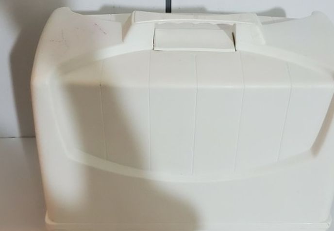 Necchi Royal Series Sewing Machine Model 3205FA w/Foot Pedal,Manual and Box