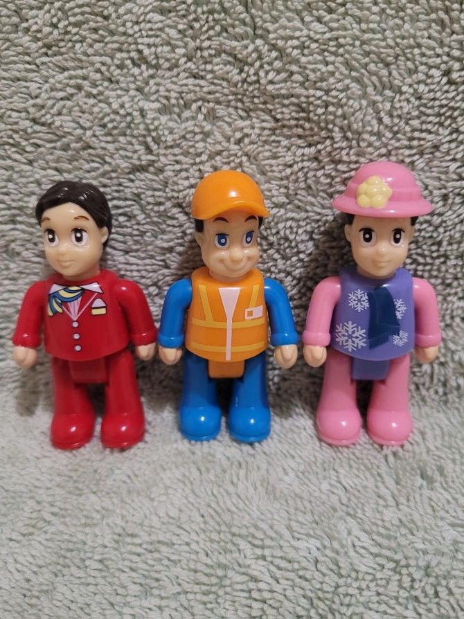 LOT of 3 Hap-P-Kid Little Learners 2 Men & 1 Woman Teacher Figures 3" Tall.