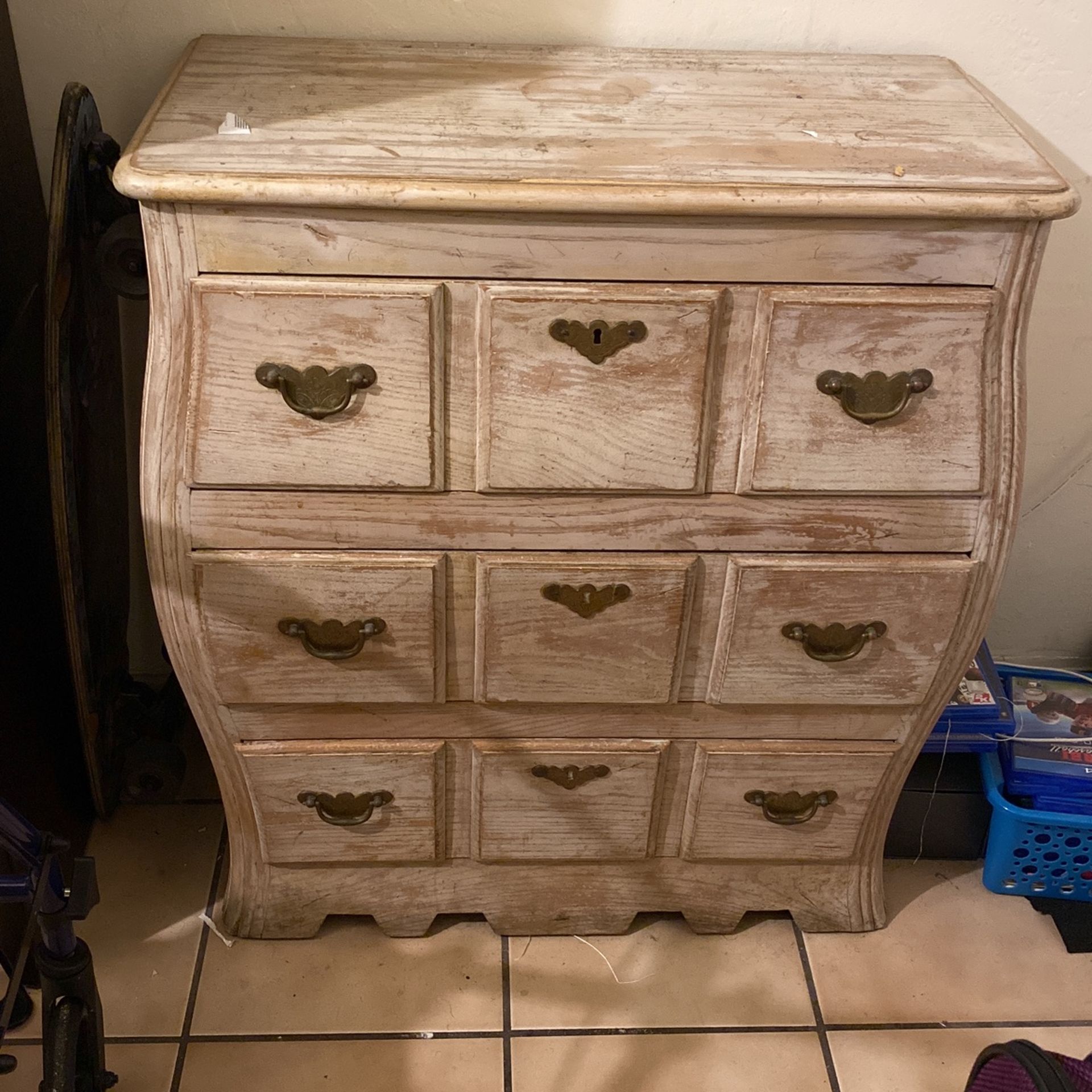 Wooden Dresser With Mirror