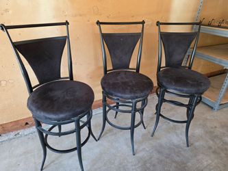 Kitchen stools - FREE