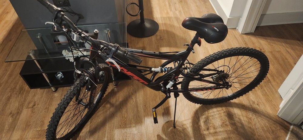 Hyper 26" Mountain Bike