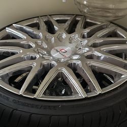 Universal Rims And Tires