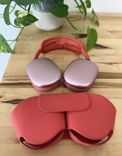 Like New Apple AirPods Max Coral with Smartcase 