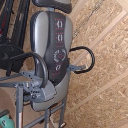 Incline Back Stretching/Massaging Machine