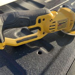 Cordless grinder