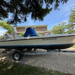 1970- 19’ Mako Center Console 