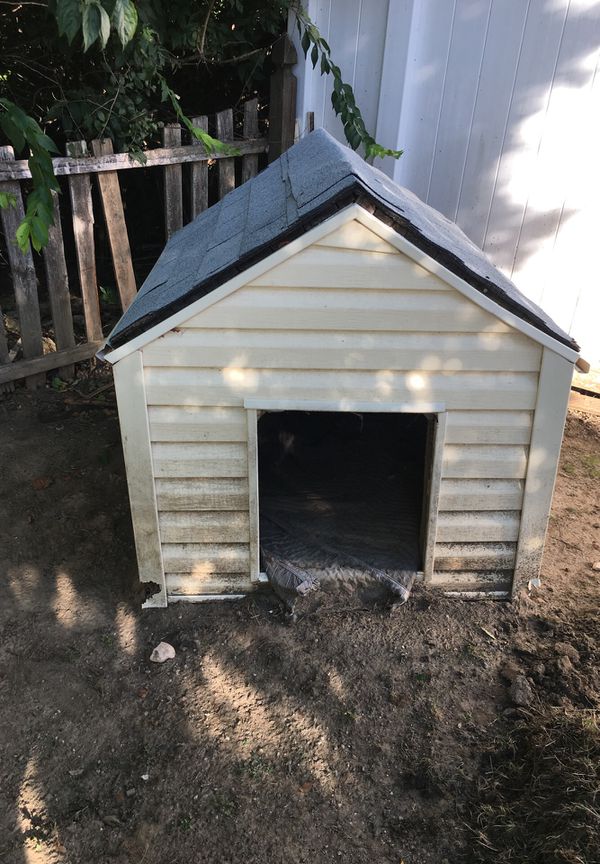 Large dog house for Sale in Philadelphia, PA - OfferUp