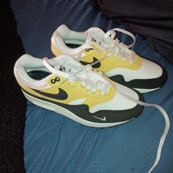 Nike Air Max (Wm-8)