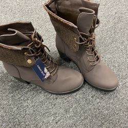 Woman Boots