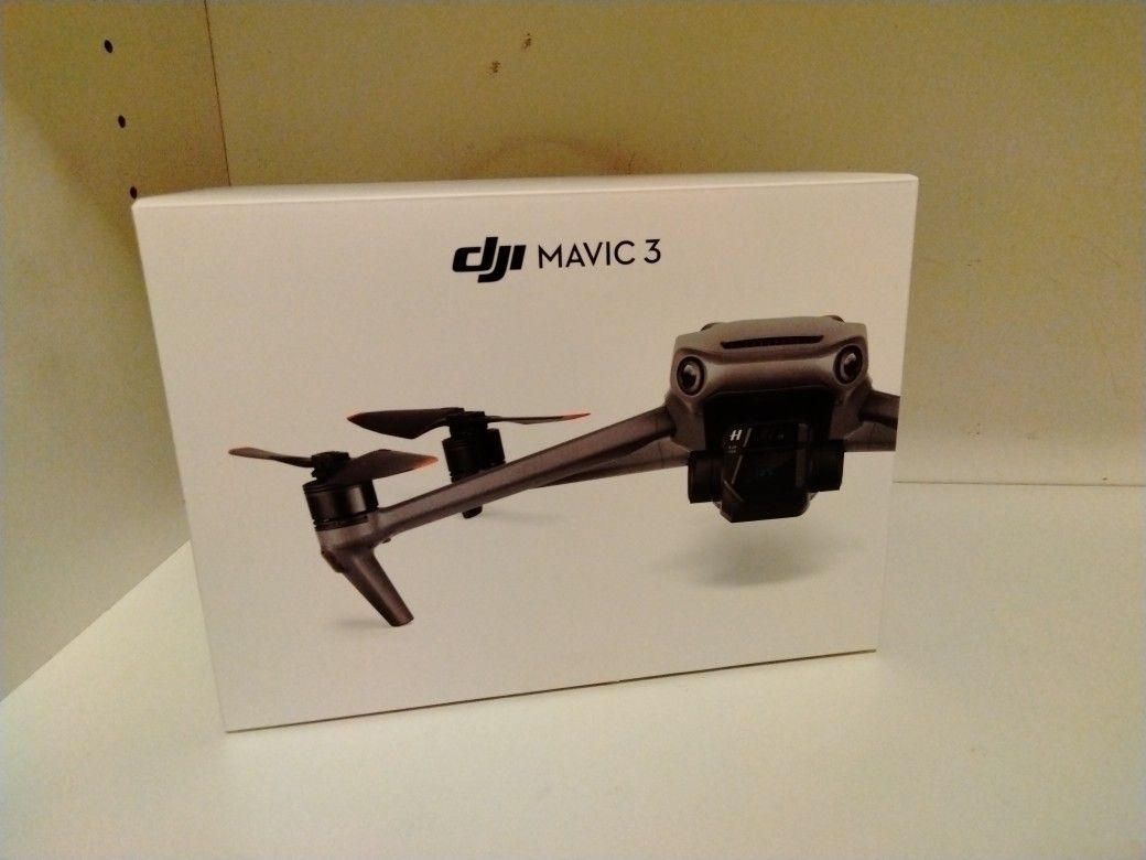 Mavic 3 With Fly More Combo Kit