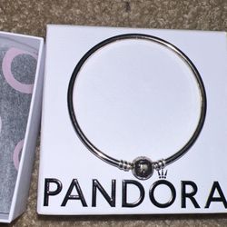 Pandora Bangle