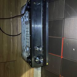 SONY RECEIVER 100 Great Condition Works 100% 
