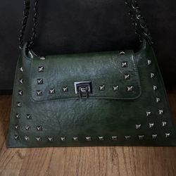 Trendy Green  Purse  , Medium Size