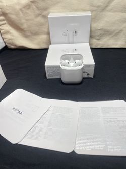 2 Pairs Of Genration 2 AirPods 