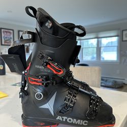 Atomic Hawx 120 size 27.5