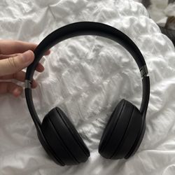 Beats Solo 4 - Wireless Bluetooth in-ear headphones, compatible with Apple and Android, with a battery life of up to 50 hours - SLATE blue