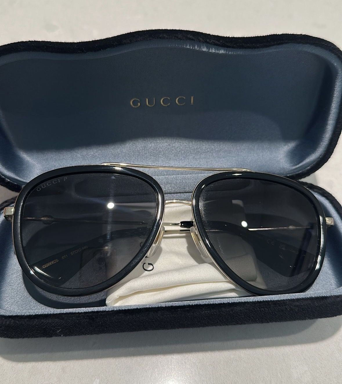 Gucci GG0062S
