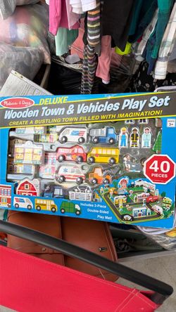 Melissa & Doug Deluxe Wooden Town & Vehicles Play Set
