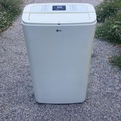 LG Portable A/C 11000 BTU