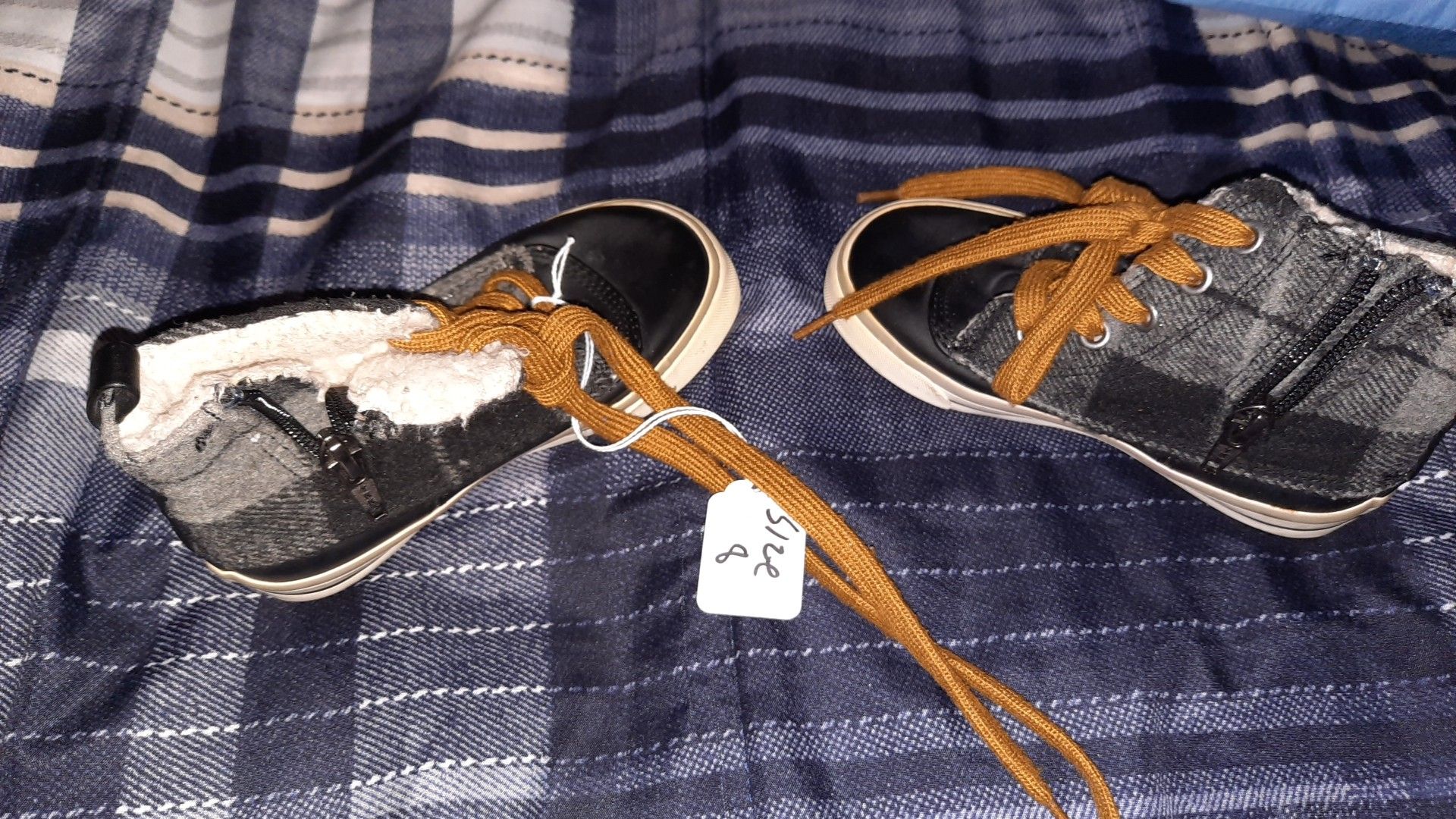 Boys toddler size 8 shoes