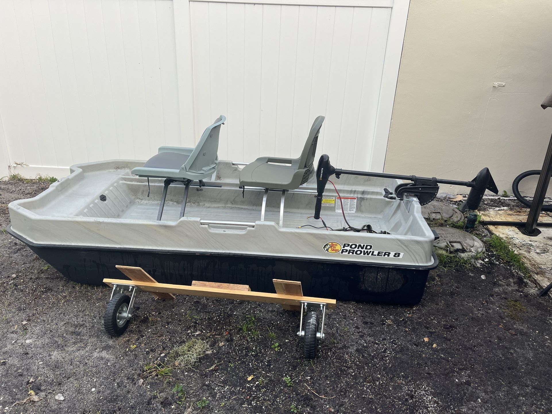 Pond Prowler 8’ Freshwater Boat!