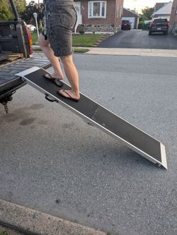 Ramp folds up