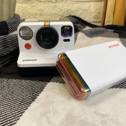 Polaroid camera and printer bundle