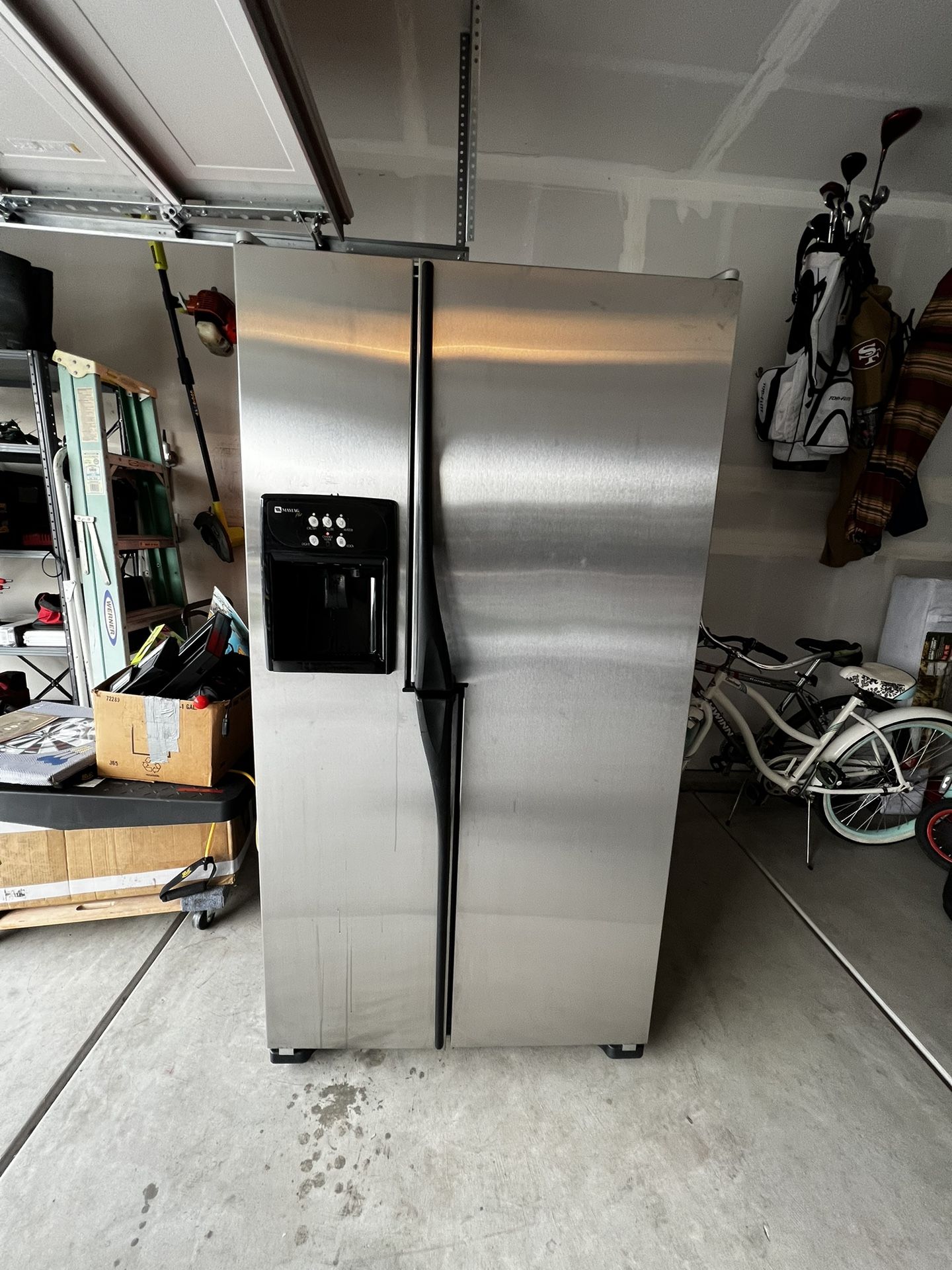 Maytag Refrigerator for Sale in Modesto, CA OfferUp