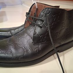 GUCCI Leather GG Embossed Leather Chukka boots