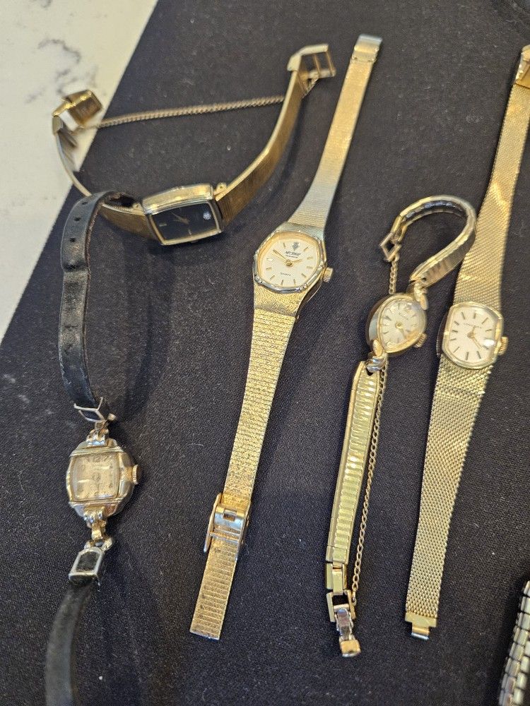 WATCHES LADIES VINTAGE 38 OF THEM