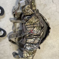 Badlands Pack System