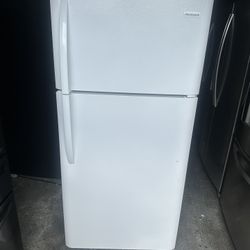 Nevera, Refrigerator Frigidaire, 30x30x65.5, Warranty 3 Months, Delivery Available 