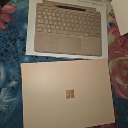 Microsoft Surface Pro 13" 3K 120Hz - Tablet portátil 2 en 1 con pantalla táctil, 10 núcleos Snapdragon 45 Tops NPU, 16GB RAM 1TB SSD, teclado retroilu